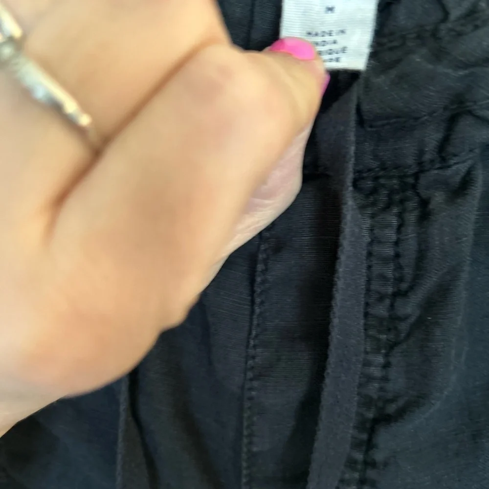 Caslon 100 % linen black pull on pants